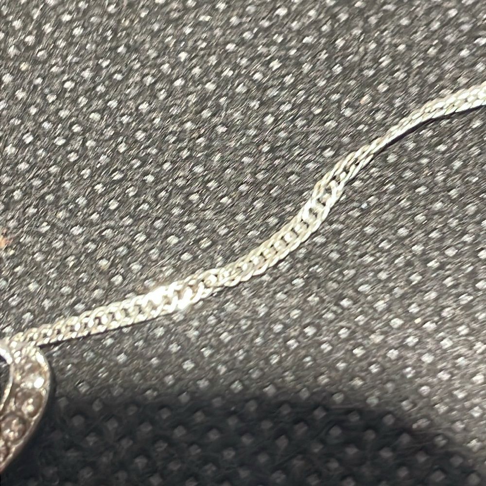 Unicorn pendent necklace - Picture 6 of 9